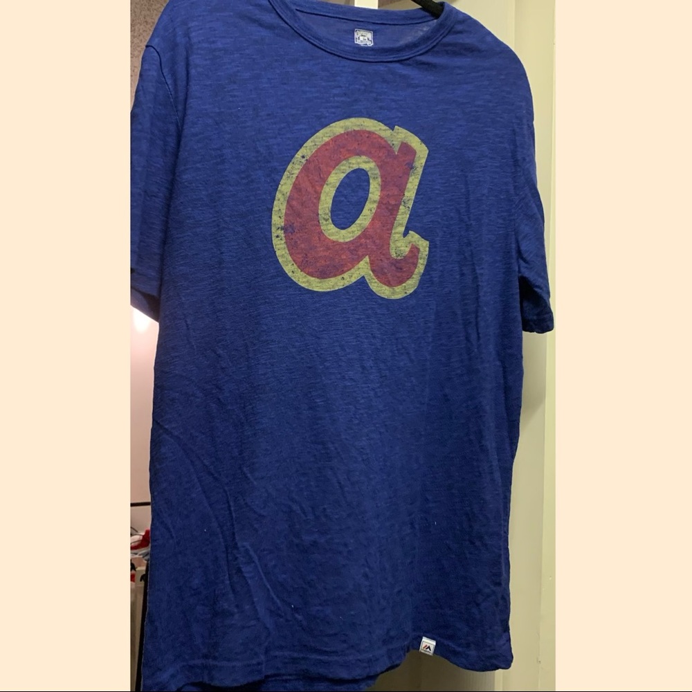 Atlanta Braves Short Sleeve Shirt Men’s Size Large